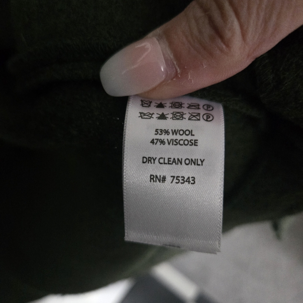 NWOT Tahari Wool Vest (Dk Olive Green) - Picture 4 of 5